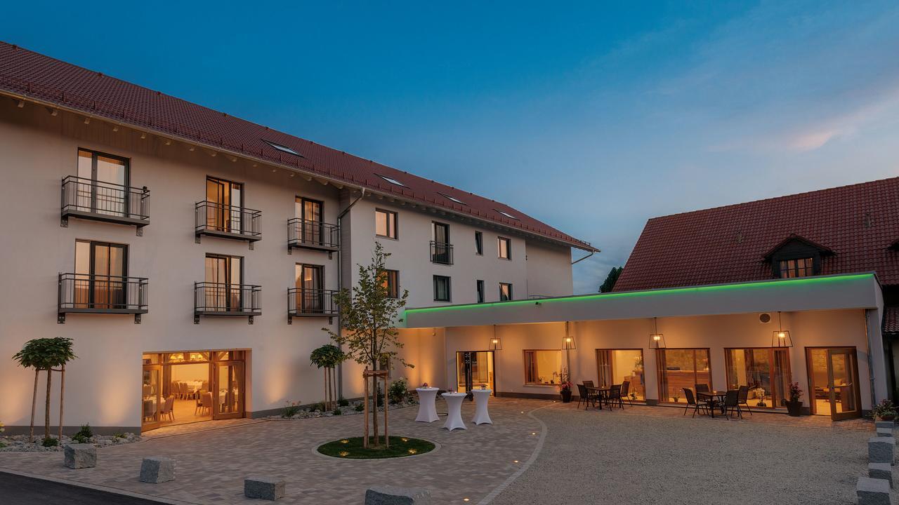 Gasthaus Forster Am See - Eching Bei Landshut Exterior photo